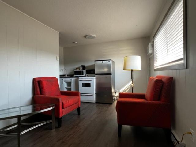 Motel Super 8 By Wyndham Penticton Esterno foto